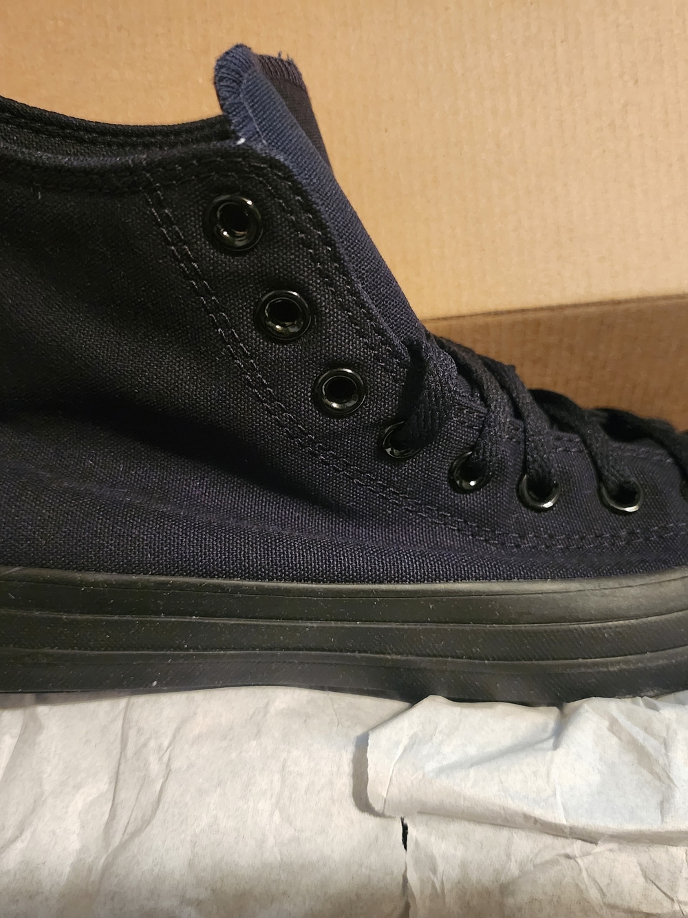 Converse WoMen's Hi-Top Sneakers in Black with Black Sole - Picture 2 of 3